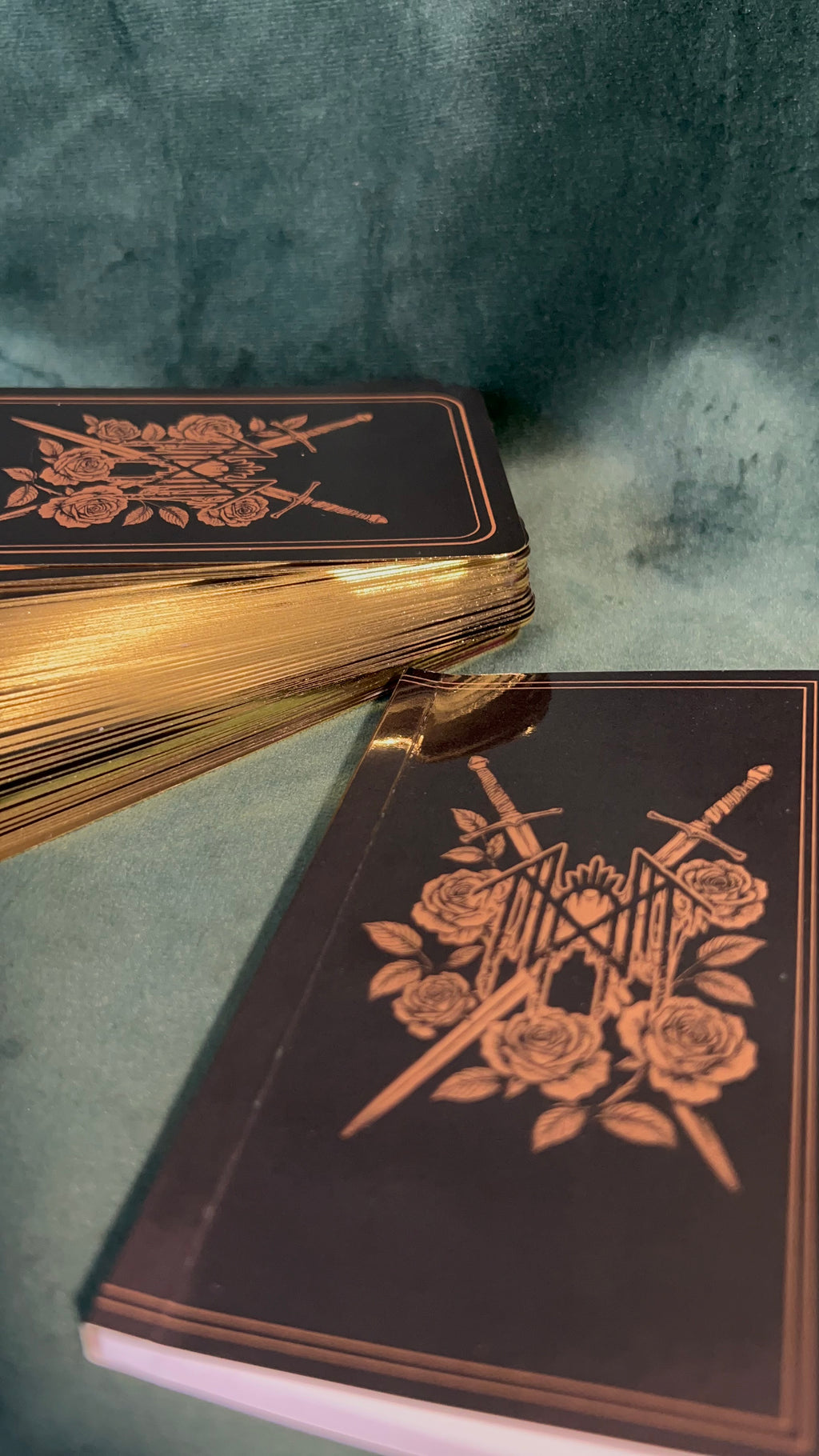 The Worship Deck-Tarot Cards (Velvet Bag)