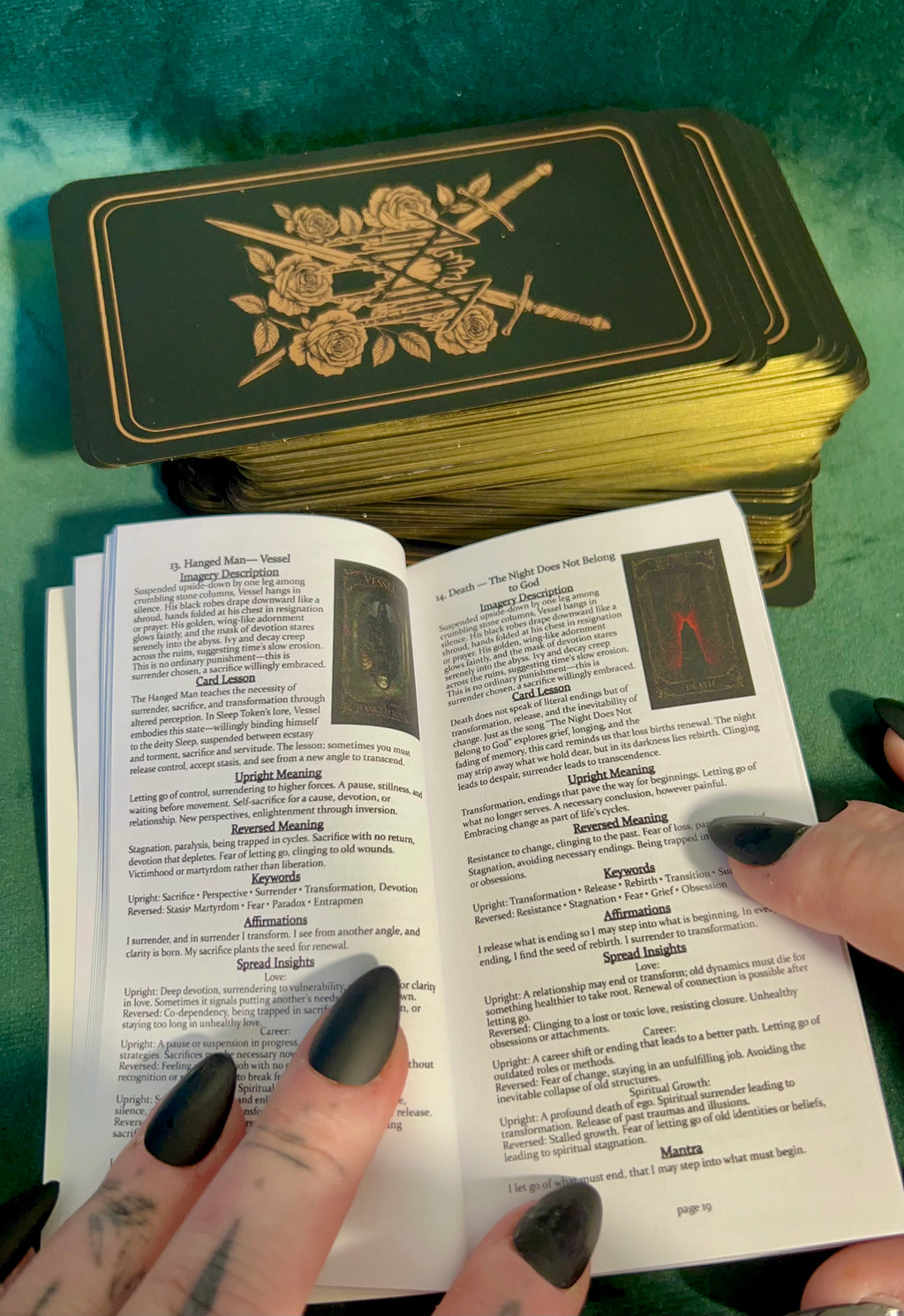 The Worship Deck-Tarot Cards (Velvet Bag)